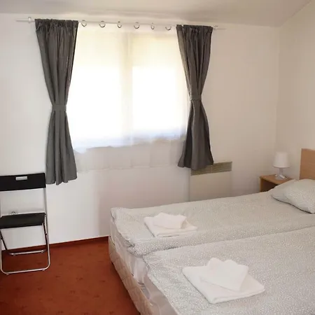 Apartment Old
